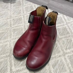 Burgundy Blundstones